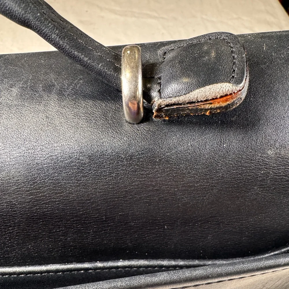 COACH VINTAGE Black Leather Briefcase Double Buckle Fasteners + Top Handle